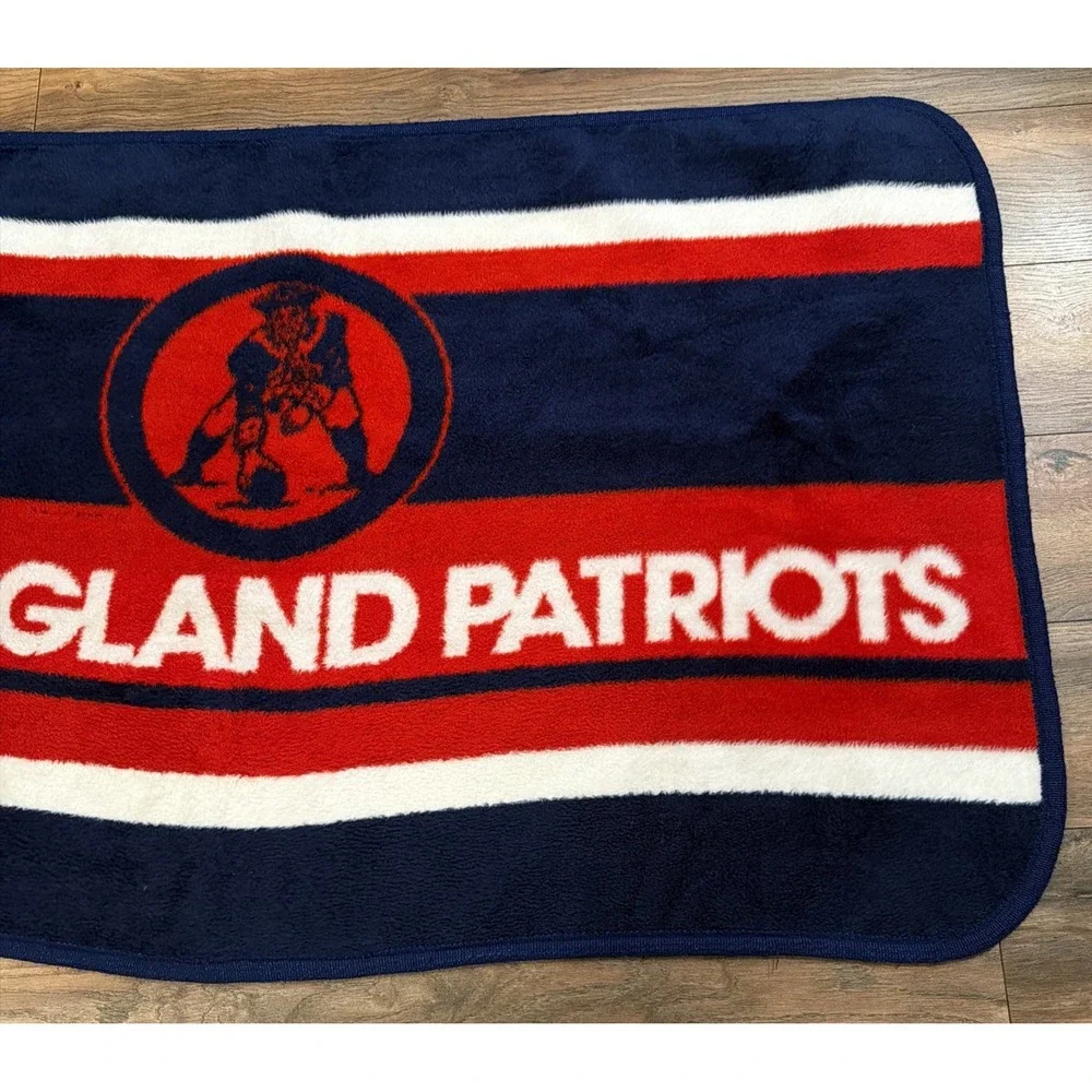 Vintage‎ RARE Original 1980's New England Patriots Fleece Lap Throw Blanket